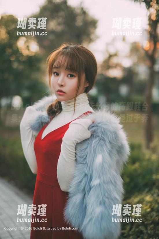 BoLoli菠萝社-Suki朱忆音 BoLoli菠萝社 - Suki朱忆音的高跟鞋合集:这攒动的腿部线条,可以说是过于养眼了。