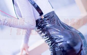GIRLT果团网 – 梦心月说：油亮才是王道！套图里搞得我转不停。