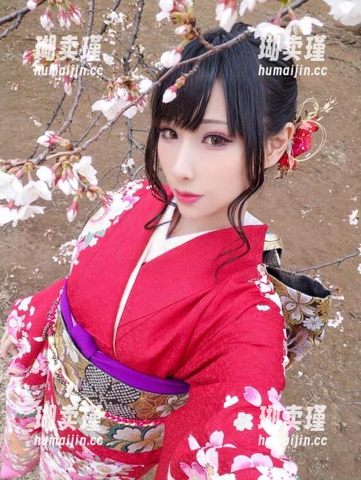 买家秀与卖家秀的对比：HaneAme雨波女王cos的原图能打几分？