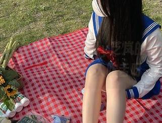 微密圈 – 咖色诱惑！July芝岚的福利图包，心思缠绵让人咋舌呀