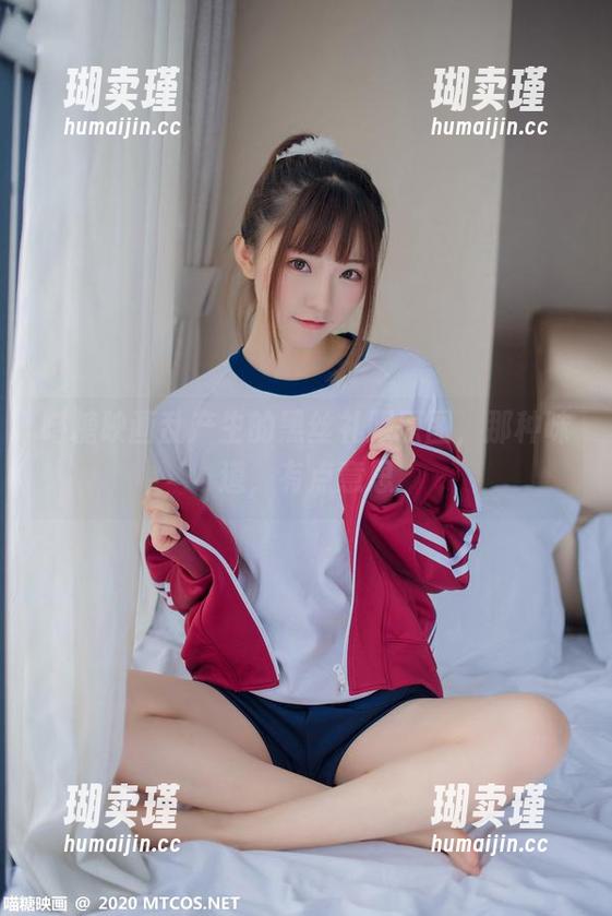 喵糖映画乱产生的黑丝礼服原图，那种味道，有点意思