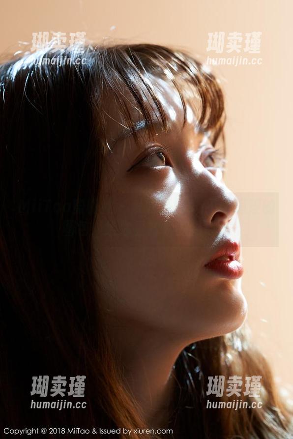 MiiTao蜜桃社 - 爱丽莎Lisa不讲道理的图包：给你看套装的新玩法
