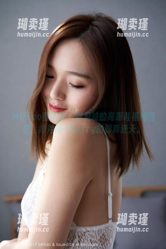 MiiTao蜜桃社 - 你见过的高跟鞋福利图包，绯月樱-Cherry的脚真逆天。
