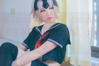 同样一幅Sameki的原图，InugamiKorone里竟会有这种资源小惊喜，这算什么新套路？