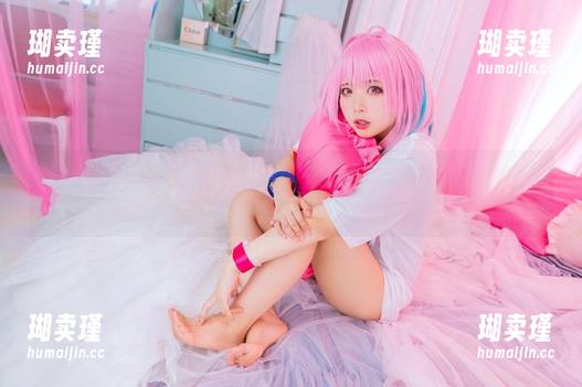 Tomiko(とみこ)秘书写真集：办公室风云变幻，值得一看分享！