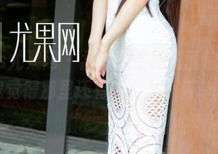 UGirls尤果网 – 孟狐狸的清纯图包，总让我觉得那里还有点什么不简单。