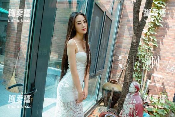 UGirls尤果网 - 准备迎接潮流风向标，王瑞儿的比基尼精选套图，你敢来吗？