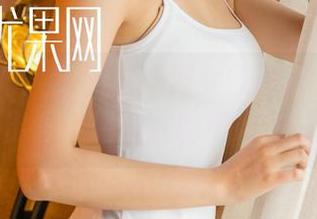 UGirls尤果网 – 黛斯羽女友图库：精选而出，发现隐藏的美好时刻