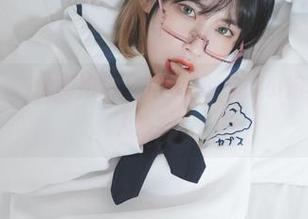 Uhye(이유혜)的御姐风，美图里的傲娇小姐姐，有点让人心醉。