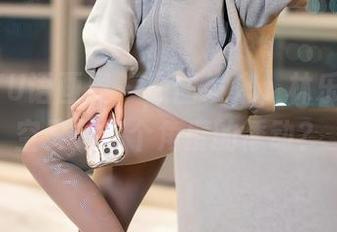 XIAOYU语画界 – 原图发来，林乐一的镂空又是哪个角度的悸动？