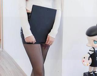 Xiuren秀人网 – 居然犯规！周思乔Betty女王的图集更新，毫无悬念地俘获无数眼球！