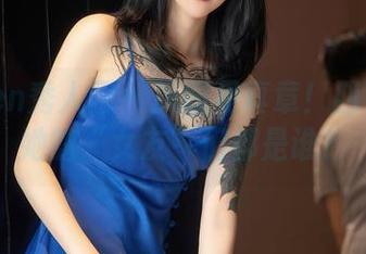 Xiuren秀人网 – 原图见真章！四月月和她的“女友”们都是谁？