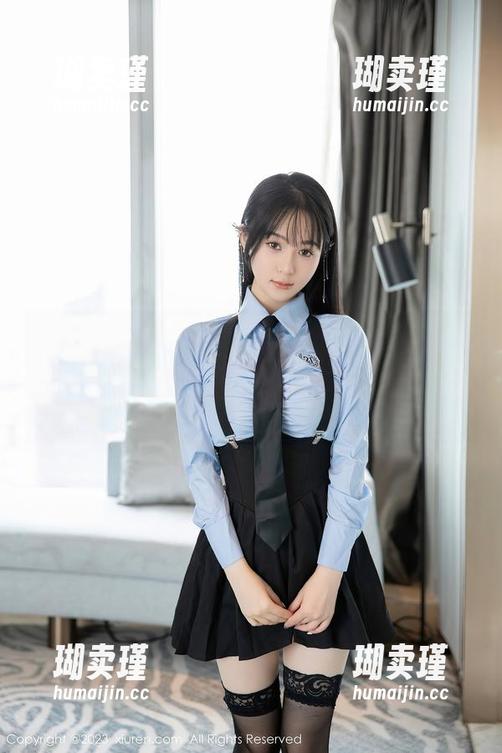 Xiuren秀人网-小九月 Xiuren秀人网 - 眼镜后的她,是不是还有无数谜团?小九月的写真集认真下载一下再说。
