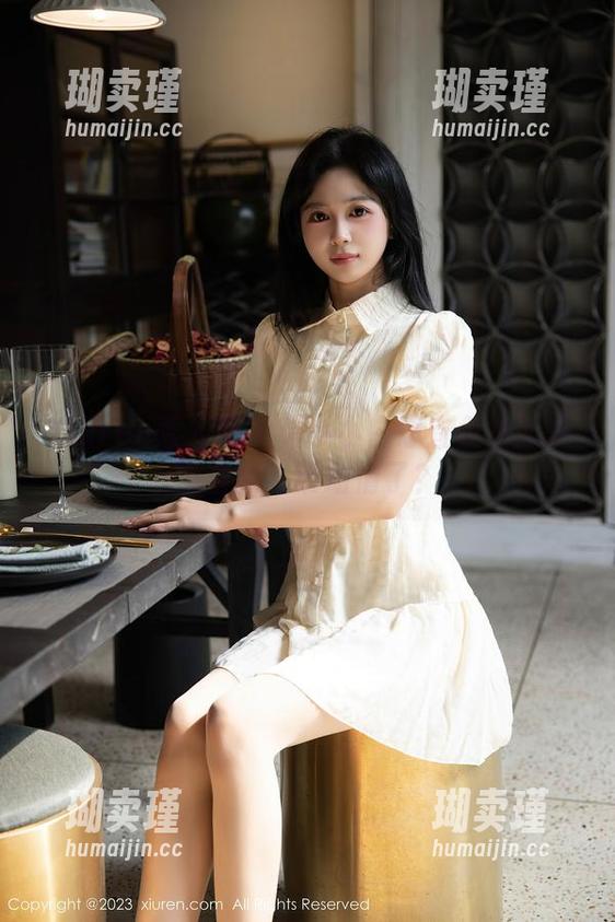 Xiuren秀人网 - 看小小白思宜兔女郎写真合集，谁动情了？
