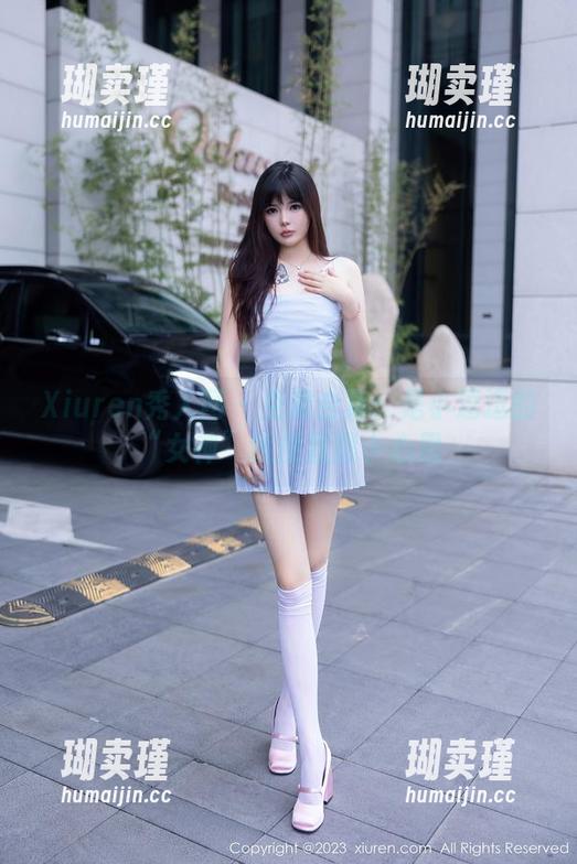 Xiuren秀人网 - 免费合集：是小逗逗的“女神”随便显摆小心思