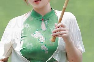 Xiuren秀人网 – 氛围两极分化？是小逗逗的女仆图集免费送你侧面思考！