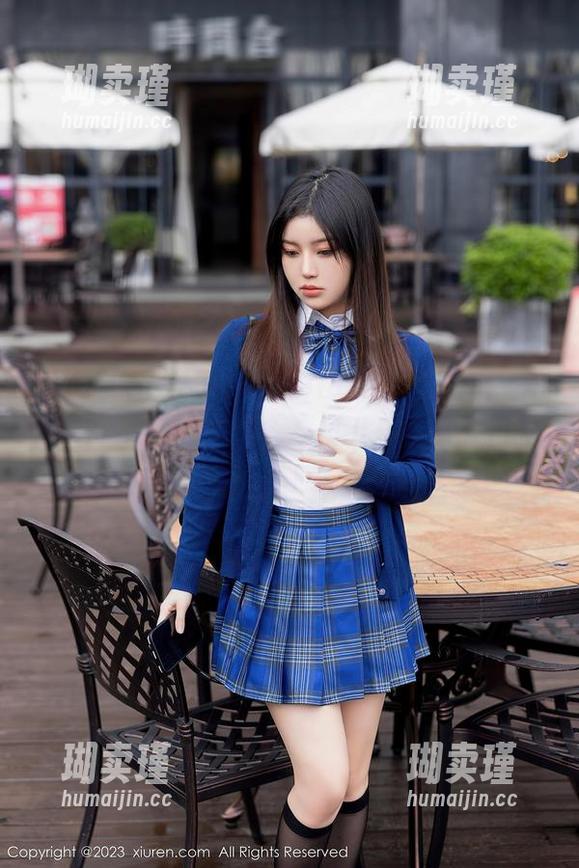 Xiuren秀人网-李可儿 Xiuren秀人网 - 高清图包下的女友,是不是有点让人心虚?李可儿,你太会自拍了!