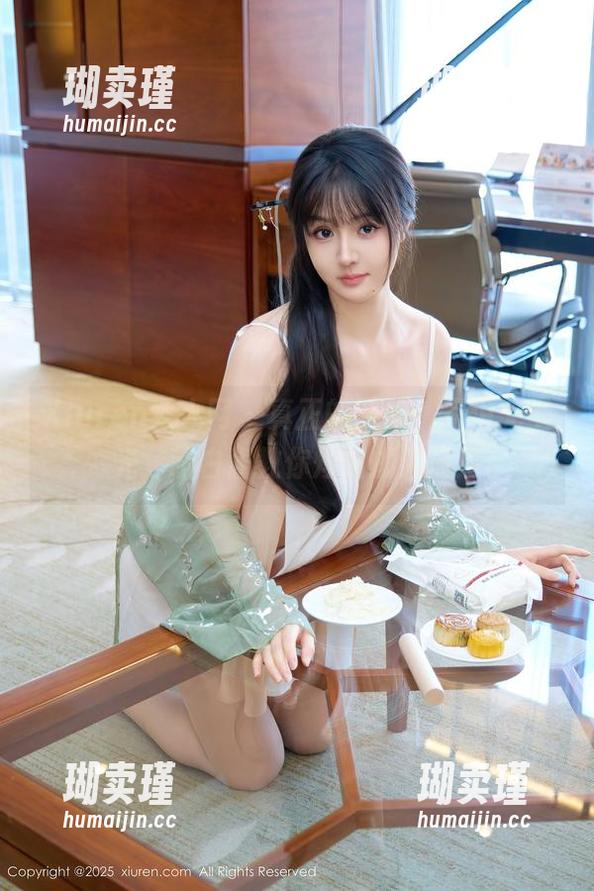 Xiuren秀人网-萌白酱 Xiuren秀人网 - 真正的厨娘,不怕无圣光,萌白酱教你炒货的新高度
