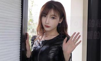 Xiuren秀人网 – 浏览雨瞳Yoyo的私房毛衣美图，心里不由自主觉得暖暖的…