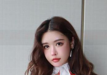 微密圈 – 在线，整理绷带呢？于芷晴的美图看起来很用心！