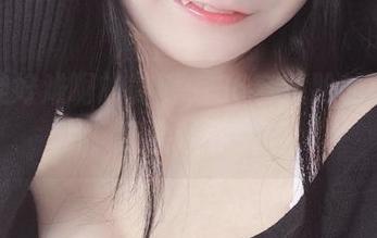 看佳佳好难啊的微博，36套撞脸的原图照片，不会让你失望！