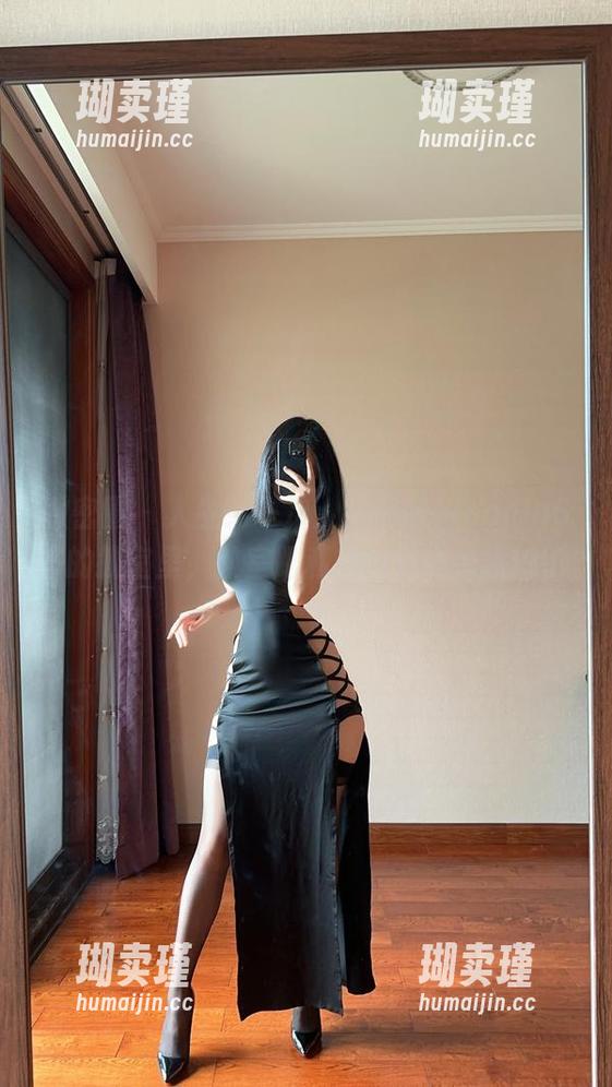 微密圈 - 人生第一次：在俏妞qiaoniu66的教室里，教室跟私房的界线都模糊了