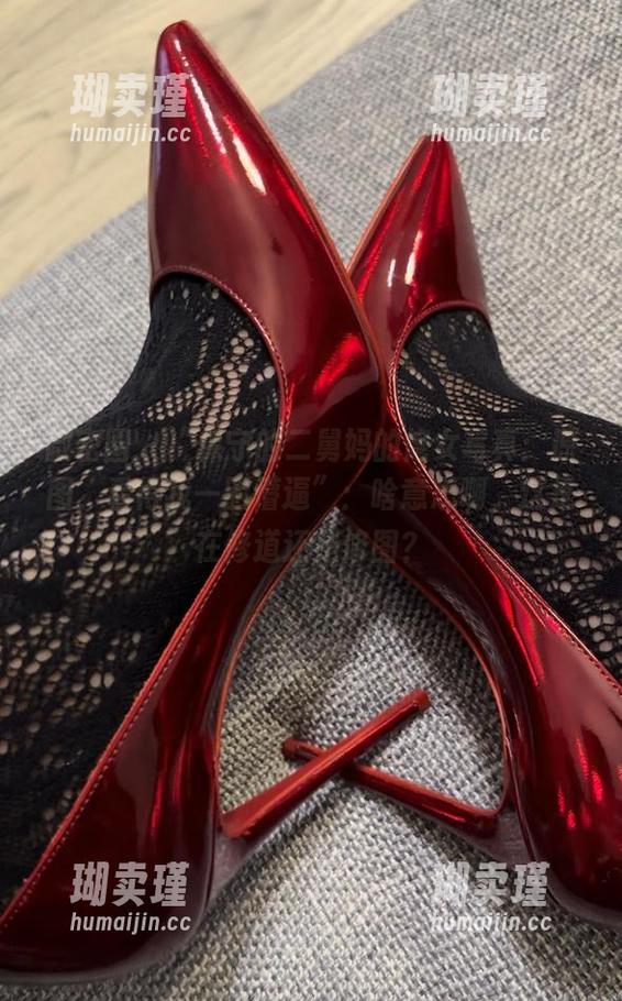 保守的二舅妈 微密圈 - “保守的二舅妈的修女写真:原图,看得我一脸懵逼”:啥意思啊,这是在修道还是修图?