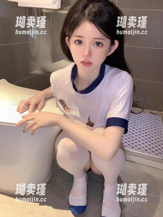 倦倦喵 当倦倦喵穿上白裙,作品中的猫咪灵魂又开始搞事情了