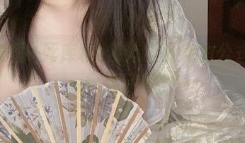私房美图+死库水=倦倦喵的魔力公式，你get到了吗？