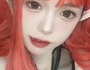 更新前的倦倦喵礼服，喵的姿态就是不一样！