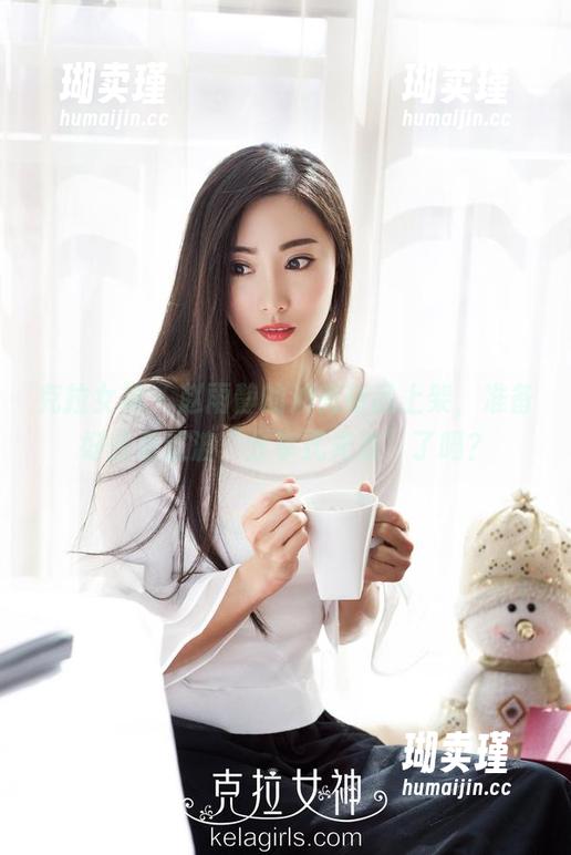 克拉女神 - 赵雨静的油亮新品上架，准备好接受这波“分享式光滑”了吗？