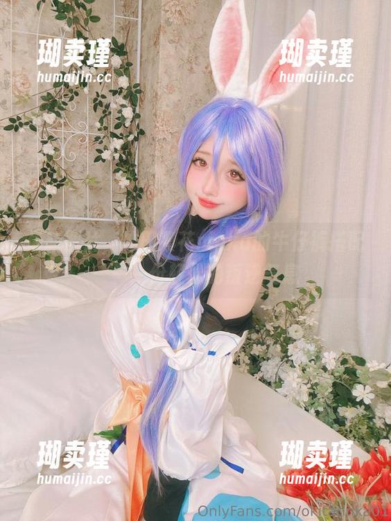 最新图片，冲田凛花rinka的牛仔裤搭配——一份轻松的叛逆气息