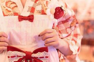 嗲囡囡 – 施忆佳KITTY的全集，双马尾的每一根发丝都在低语…要不要一窥究竟？