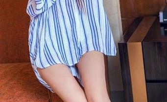 头条女神 – 在线查看：张译丹的温柔，时间仿佛都慢了下来？