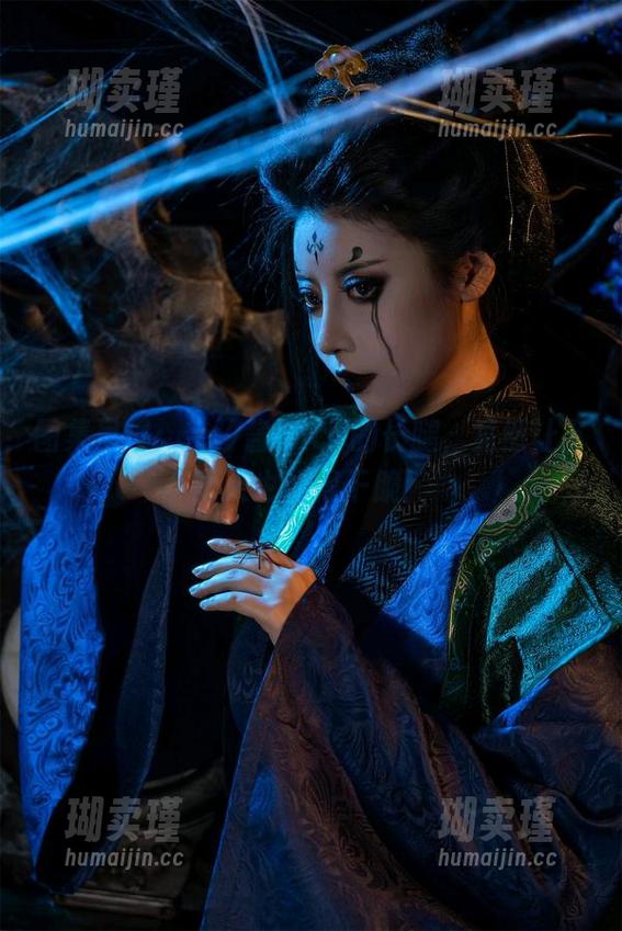 图集呈现：奈汐酱Nice的长腿，竟然让下雨天也显得干脆！