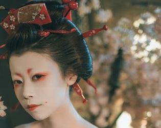 分享：奈汐酱Nice的女孩，默默感叹天上的云又变了！