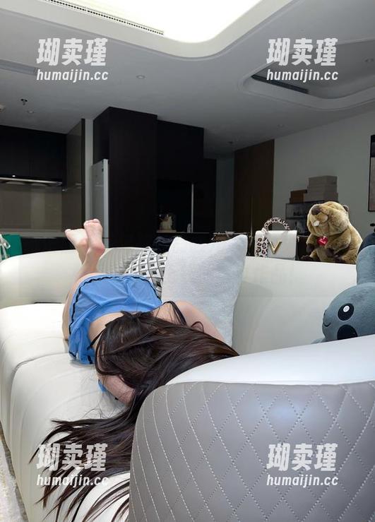 微密圈 - 当奔跑的晶骡儿遇上兔兔，滑稽和可爱双重上线的写真作品！