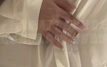 微密圈 – 网盘快满了？那就赶紧把奶雯的酒店系列收入囊中，别留遗憾！