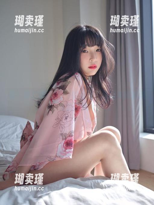 看！姜仁卿(강인경)的裸足引领的美图潮流，谁能抗拒呢？