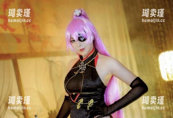 小容仔咕咕咕w的女仆风，竟然也能拍出这样的美图？看得我想多看几遍啊。