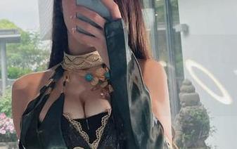 微密圈 – 小玉吃果冻红色睡衣，图集里都是福利，谁让你这么会穿呢？