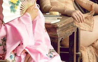 尤果网 – 尤娜娜图集：海边的风，与我无关的约会！