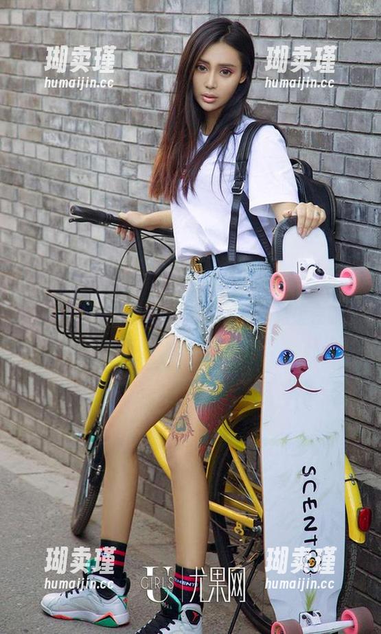 尤果网 - 观看琳丽这组“学妹”作品，果然我只是一名在校的看客，心里总是在唉声叹气。