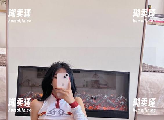 微密圈 - 张鑫baby带你欣赏：这组蕾丝内衣图集，让我忍不住想开个模特讲座！