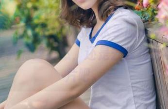 推女神 – 尤Una娜化身水手服少女，最新图包让我有些犯愁，还是去找找当年的照片吧。