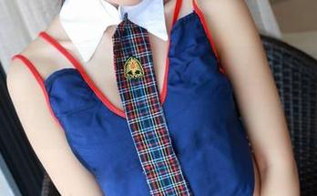 推女神 – 想一探究竟？施忆佳Kitty酱高跟鞋套图最新更新不容错过