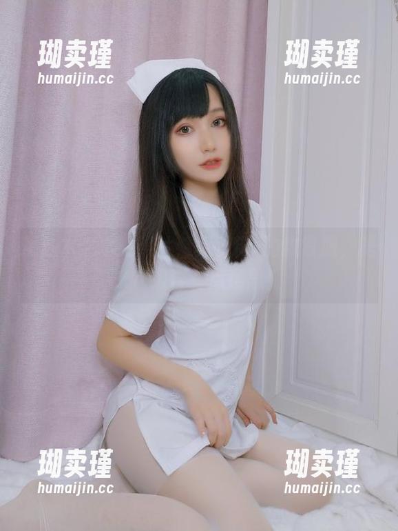 木之本果 精选木之本果照片,真爱粉+豹纹常服,唔...这组合有点意思!