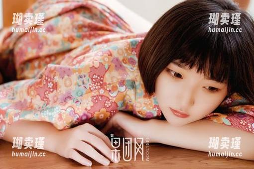 果团网 - 周妍希最新分享，这个“女孩”的气质，有点让人晕乎乎的。