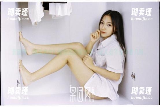 果团网-陈迪娅 果团网 - 图片轰炸!陈迪娅的职业装,让人忍不住多看几眼。