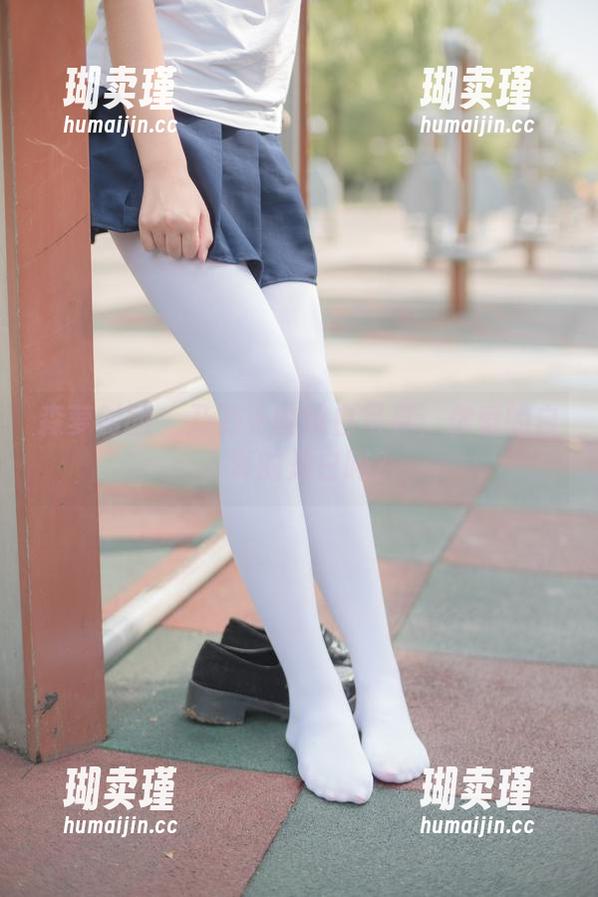 森萝财团-乃乃子 森萝财团 - 乃乃子的纯白写真:你爱的白,真的是白吗?